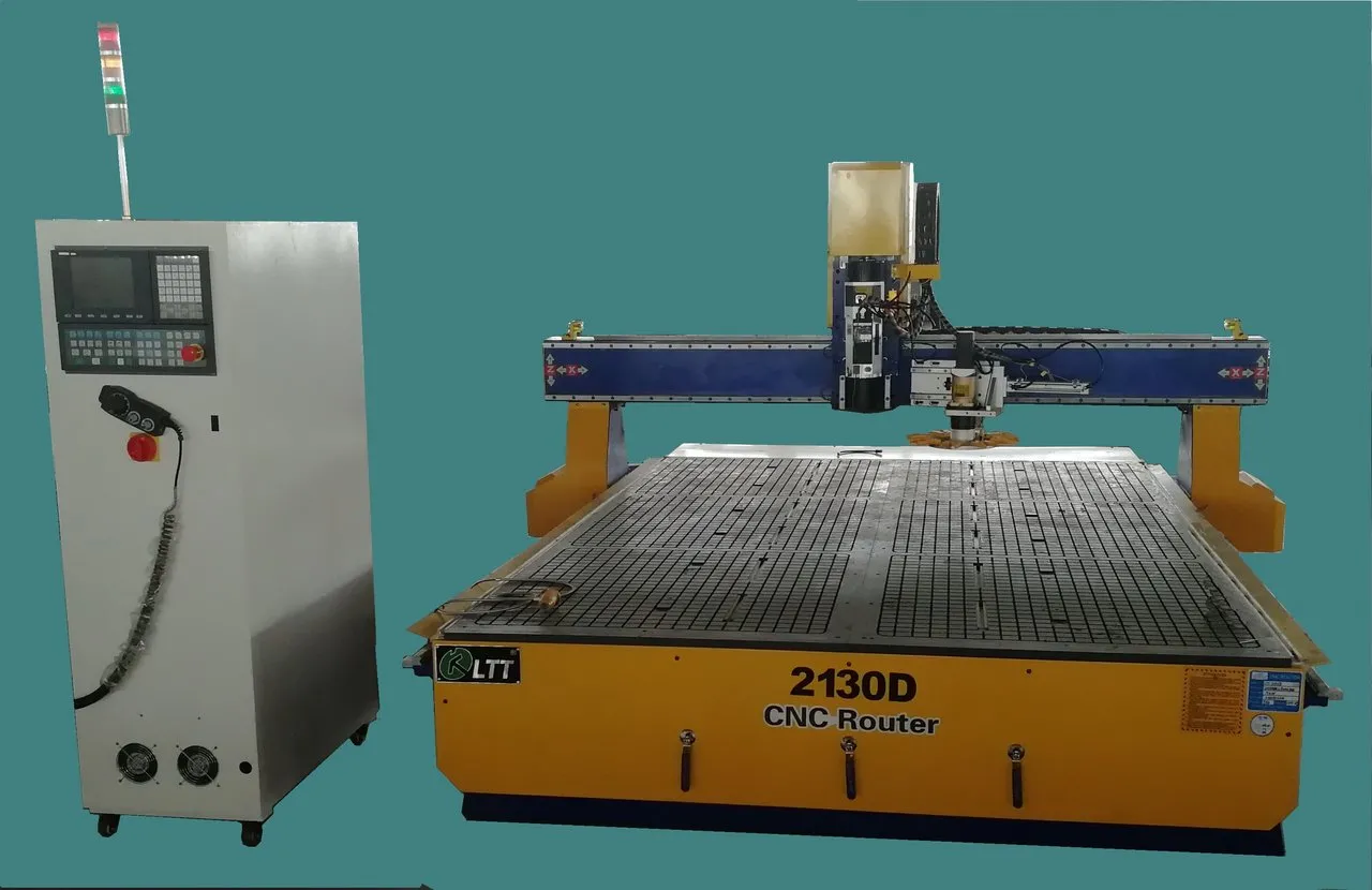 Фрезерный станок ЧПУ c автоматической револьверной сменой инструмента мод. LTT-2130D